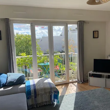 Apartamento Joli Lumineux Suresnes